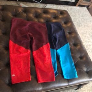 Large alo crop leggings